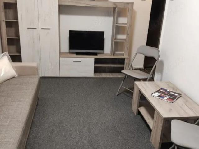 Garsonieră Moise Nicoară București