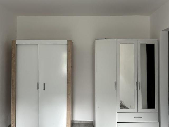 Garsonieră semidecomandata, parter, strada Henri Coandă, 280 Euro