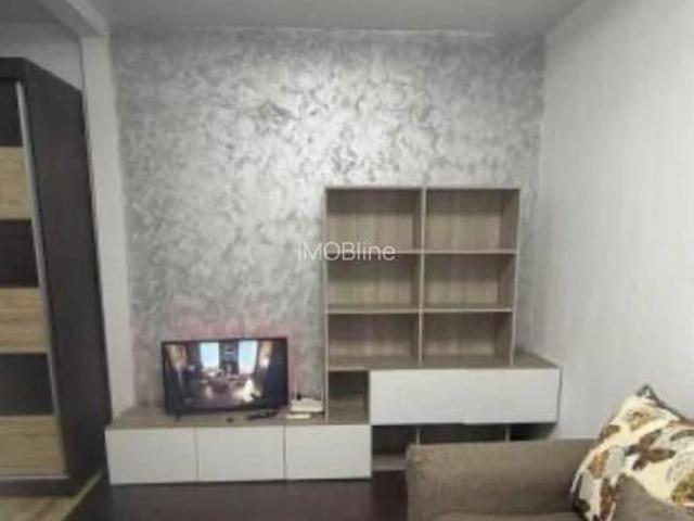 garsonieră zona 4 5 mobilat utilat 40 mp