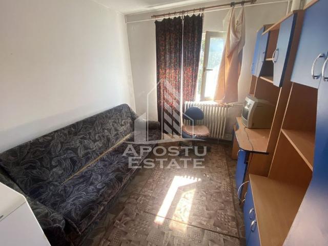 Garsonieră zona Aradului Torontalului