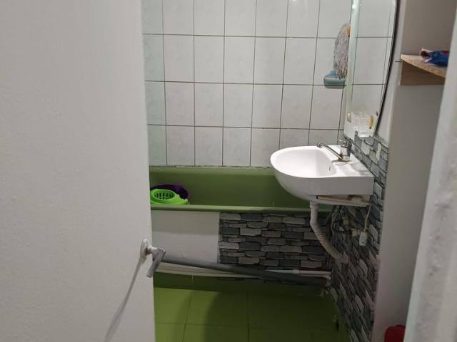 Garsoniera Mioveni Robea, transformata in apartament