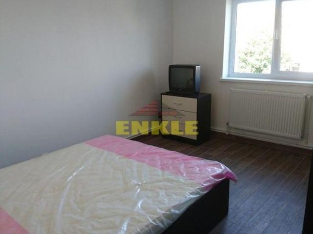 Garsoniera mobilata si utilata, zona Bucovina, renovata, 260 euro