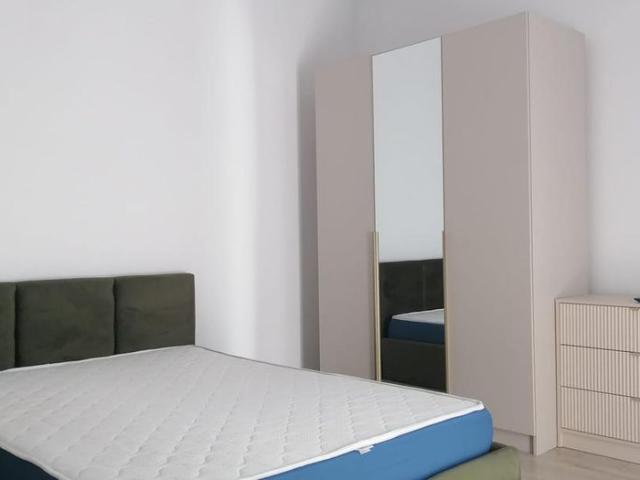 Garsoniera moderna, zona Inel2, etajul 1, centrala proprie