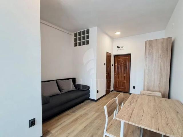 Garsoniera o camera în zona COJOCNEI