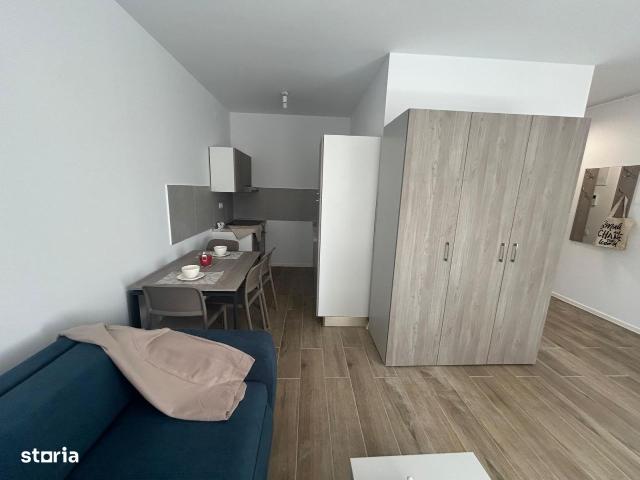 Garsoniera open space, cocheta, etaj 3, balcon, AC, mentenanta inclusa