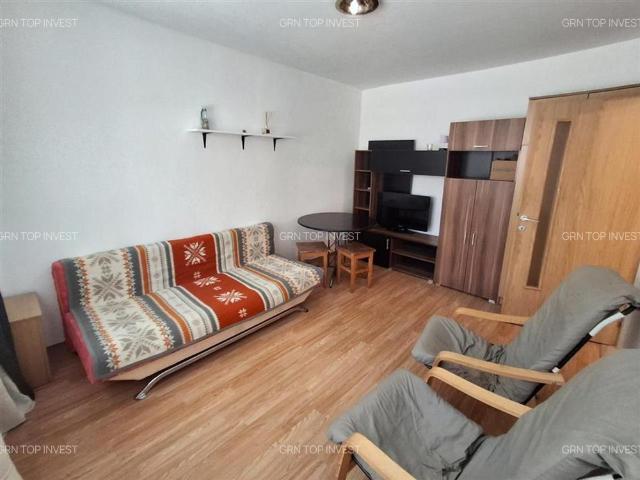 Garsoniera cu balcon zona Sub Arini