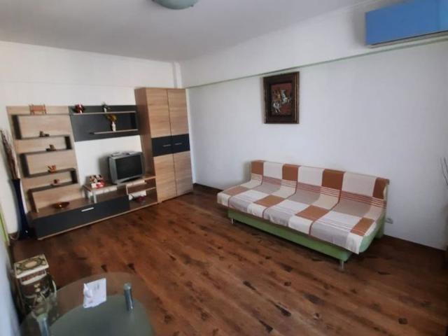 Garsoniera Centru 250euro/lună
