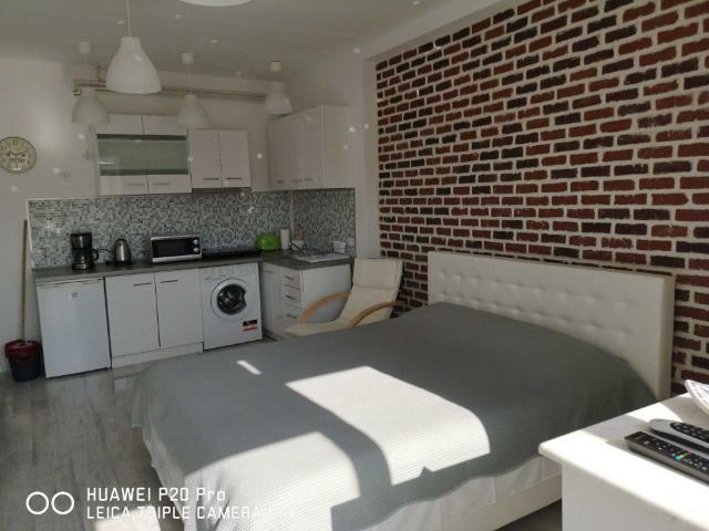 Garsoniera Centru istoric 375 Euro