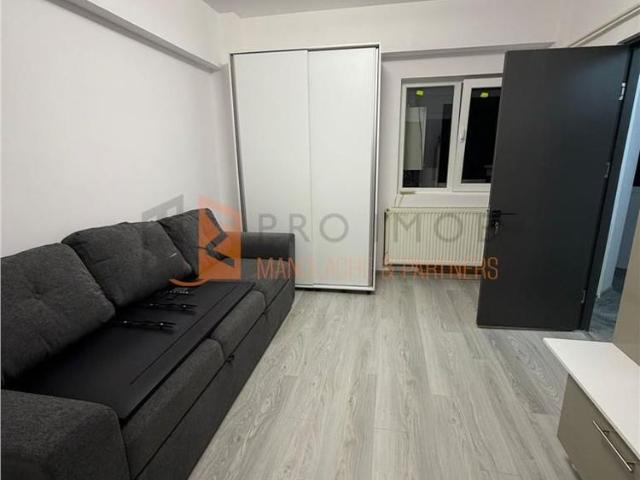 Garsoniera cf 1 decomandata zona Centru