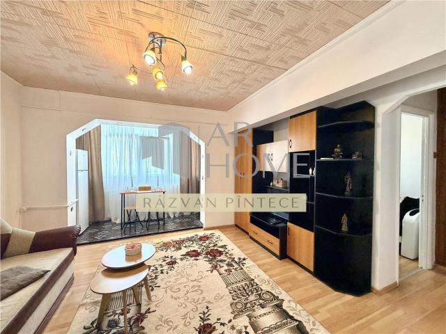Garsoniera dubla, renovata, Republicii, Ploiesti