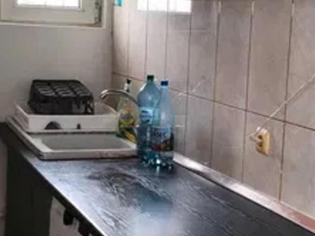 Garsoniera dubla, 50 mp, terasa, la doar 8 minute de metrou Piața Unirii