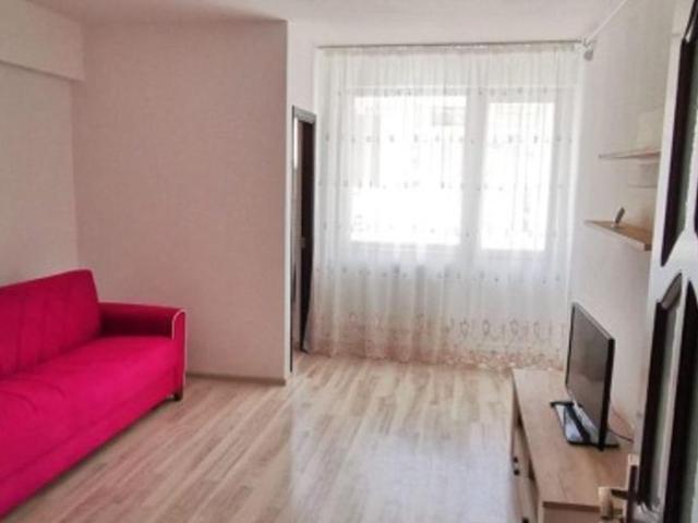 Garsoniera de închiriat