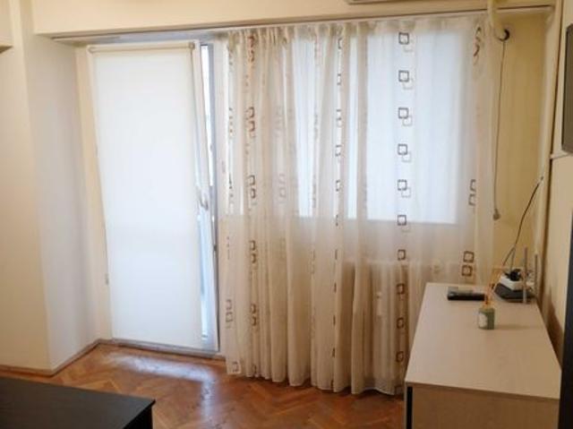 Garsoniera de inchiriat