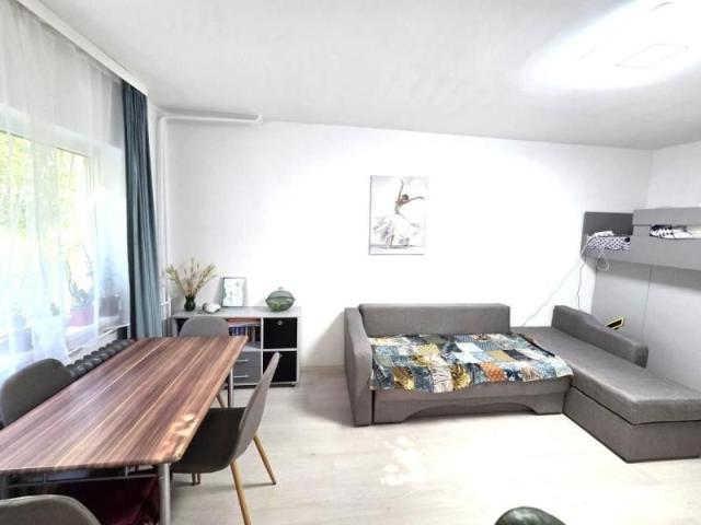 Garsoniera de inchiriat, 27 mp utili, Zorilor