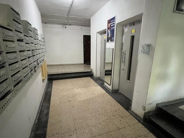 Garsoniera de inchiriat, 35mp, metrou, Drumul Taberei