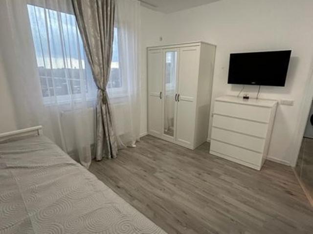 Garsoniera De inchiriat Termen Scurt Parcare inclusa