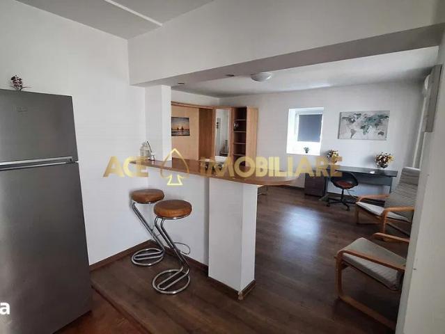 Garsoniera de inchiriat | Unirii | Zona centrala | Metrou | Mobilat