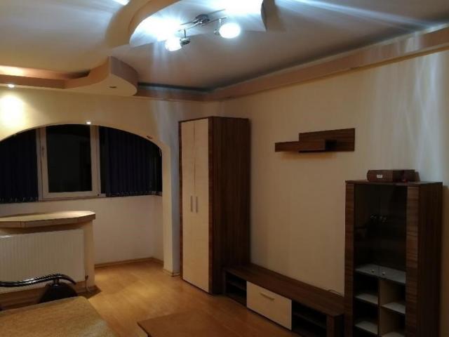 Garsoniera de inchiriat zona Bulevardul Chisinau