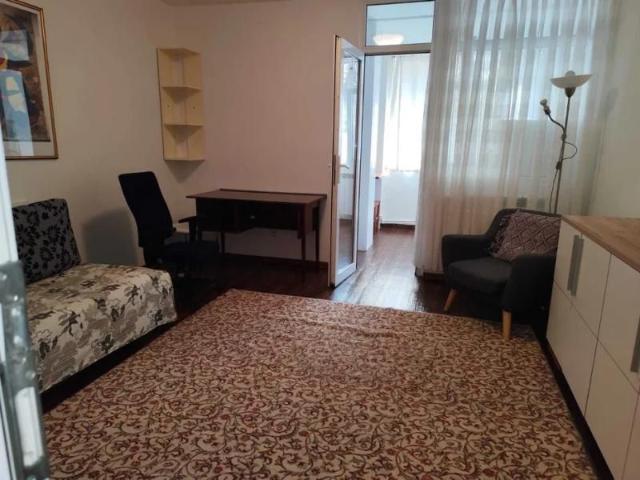 Garsoniera de inchiriat zona Pd. Piatra 5 min Palas