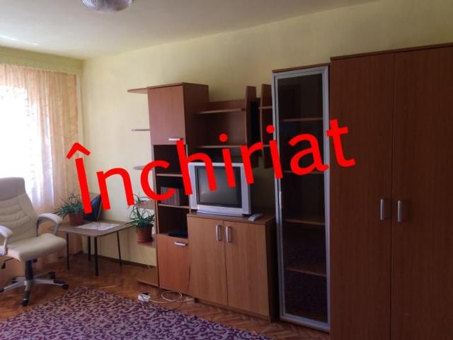 Garsoniera de inchiriat, Alba Iulia, Cetate, Pret 175 Euro