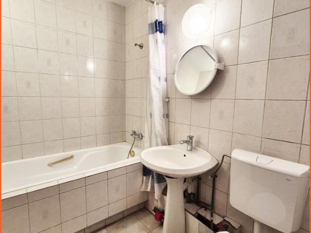 Garsoniera de inchiriat | Bd Unirii Str Emil Botta