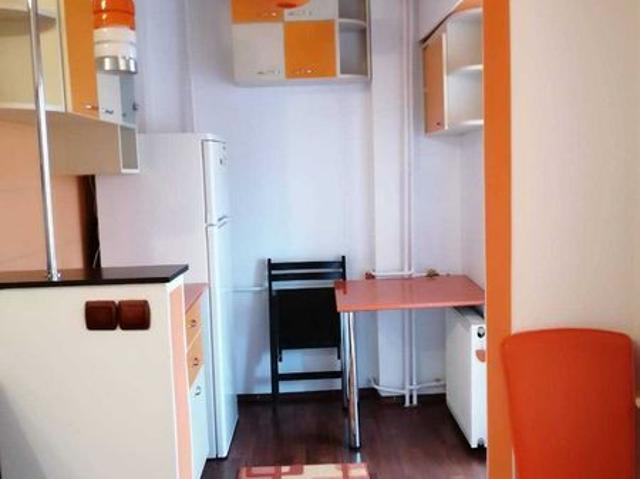 Garsoniera de inchiriat central
