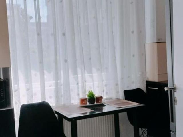 Garsoniera de inchiriat –Dotari: TV lux