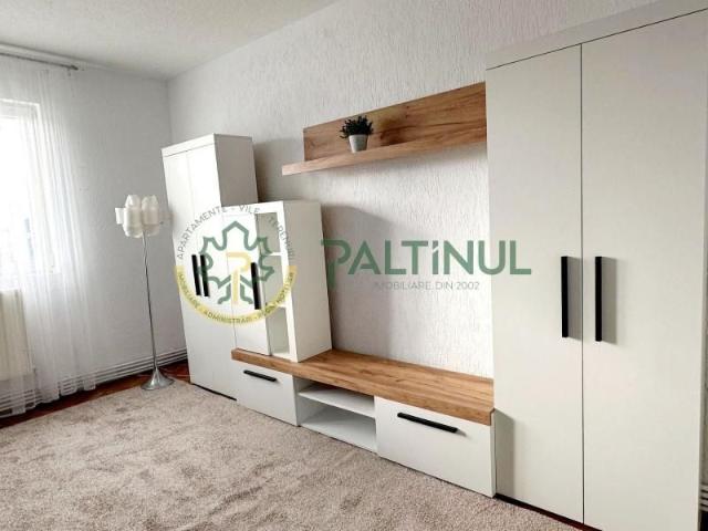 Garsoniera de inchiriat etaj 3 Lazaret zona Compa