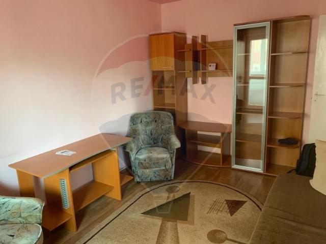 Garsoniera de inchiriat in zona Manastur