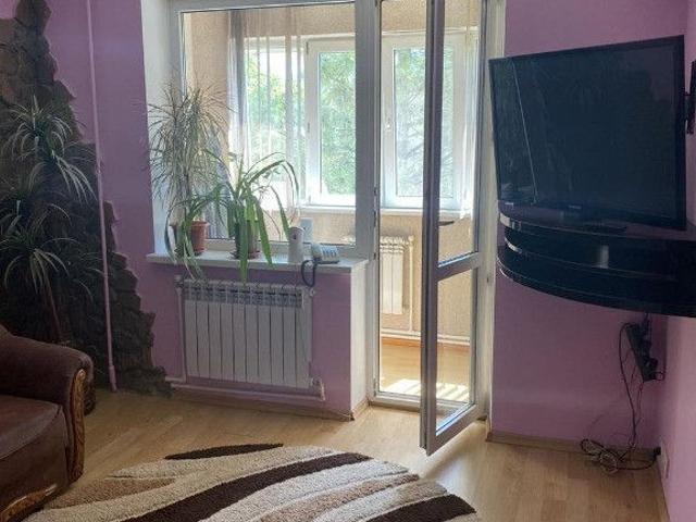 Garsoniera de inchiriat in zona Aparatorii Patriei