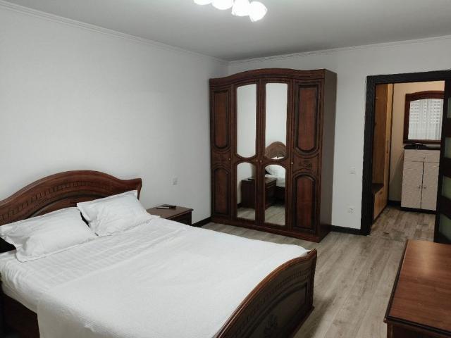 Garsoniera de inchiriat in zona Lujerului