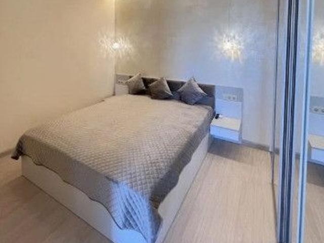 Garsoniera de inchiriat in zona Stefan Cel Mare