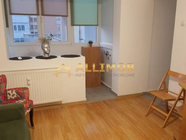 Garsoniera de inchiriat in zona Ultracentrala