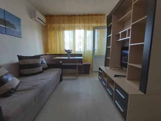 Garsoniera de inchiriat in Navodari