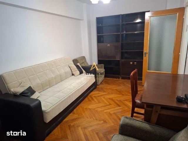 Garsoniera de inchiriat in Ploiesti, zona Ultracentrala