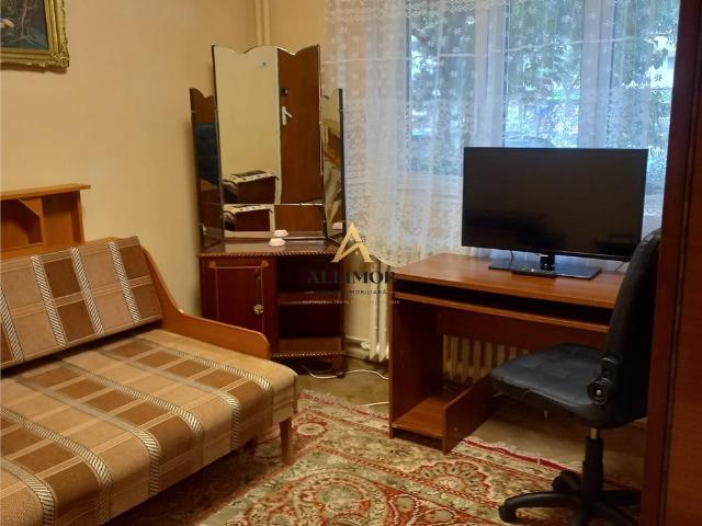 Garsoniera de inchiriat in Ploiesti, zona 8 Martie