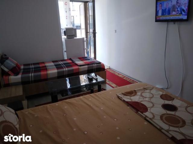 Garsoniera de inchiriat in Saturn