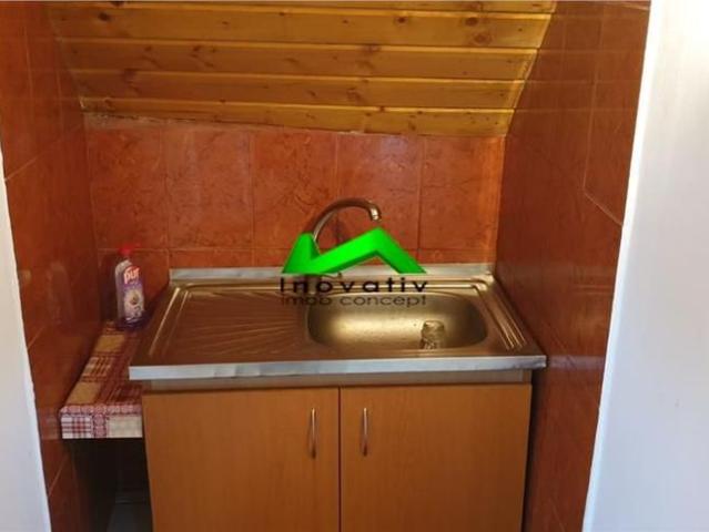 Garsoniera de inchiriat la casa Sibiu zona strazii Record