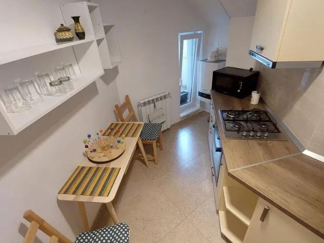 Garsoniera de inchiriat + loc de parcare Drumul Taberei