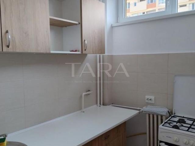 Garsoniera de inchiriat pe termen lung Manastur, str. Bucegi, Cluj N