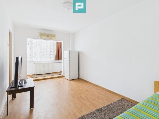 Garsoniera de inchiriat Piata UTA