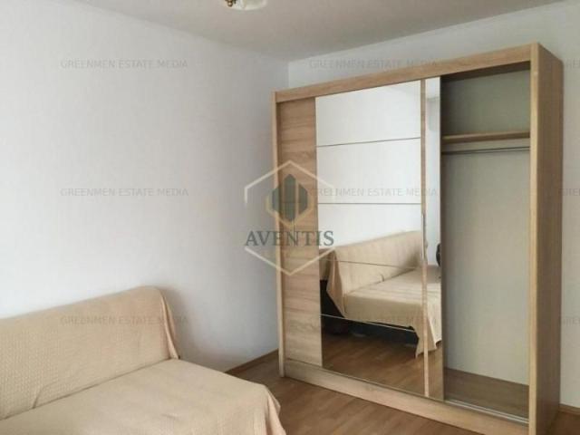 Garsoniera decomandata, modern renovata, metrou Iancului