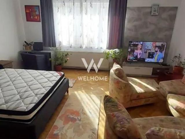 Garsoniera decomandata Bd. Victoriei, laga Parcul Sub Arini
