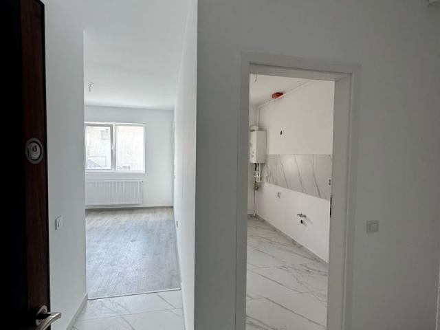 Garsoniera decomandata de vanzare Tva inclus Etaj intermediar
