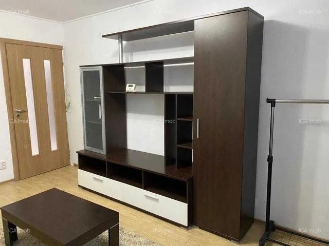 Garsoniera decomandata Gorjului metrou