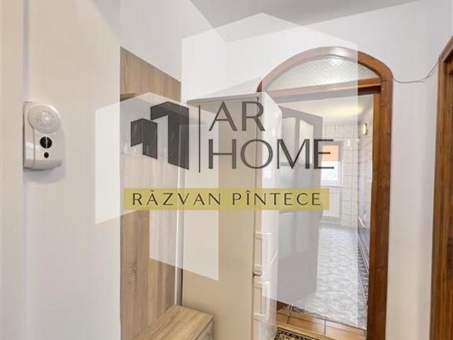 Garsoniera decomandata, recent renovata, zona Marasesti 9 Mai Ploiesti