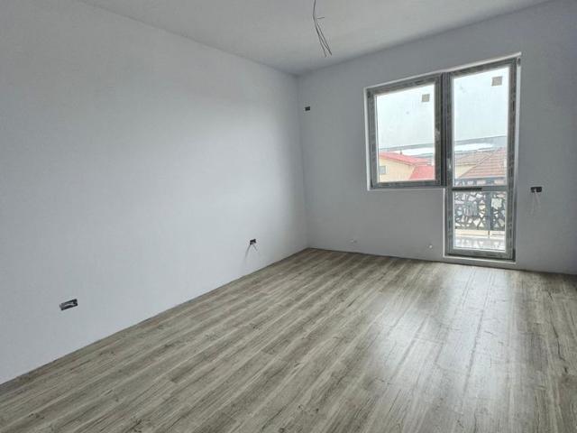Garsoniera Decomandata | Toate Utilitatile | Predare 12/2025