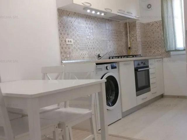 Garsoniera decomandata, zona Icil, etajul 2, centrala proprie, termen lung, lift