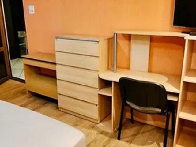Garsoniera, decomandata, 34 mp, centrala proprie, metrou Jiului aproape