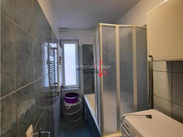 Garsoniera Decomandata, 35 mp, bloc mixt, Mobilata si Utilata Modern Metrou I